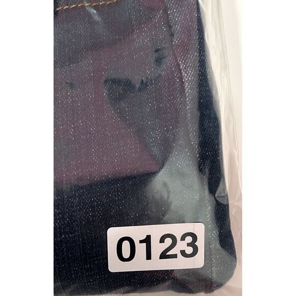 Wrangler Retro Mae Mid Rise Bootcut Blue Jeans Dark Wash Size 17 x 34 New - Picture 10 of 10